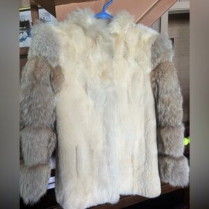 Elegant Fur Jacket in Cream and Brown